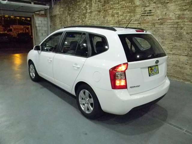2008 Kia Rondo LX 4dr Wagon V6